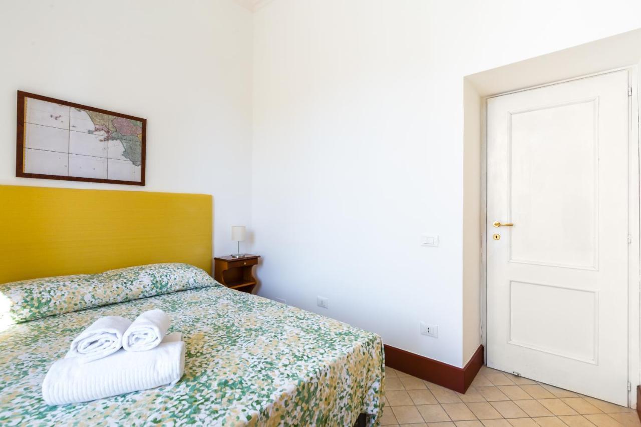 Lopez 20 A Big Family Apartment By Napoliapartments Eksteriør bilde
