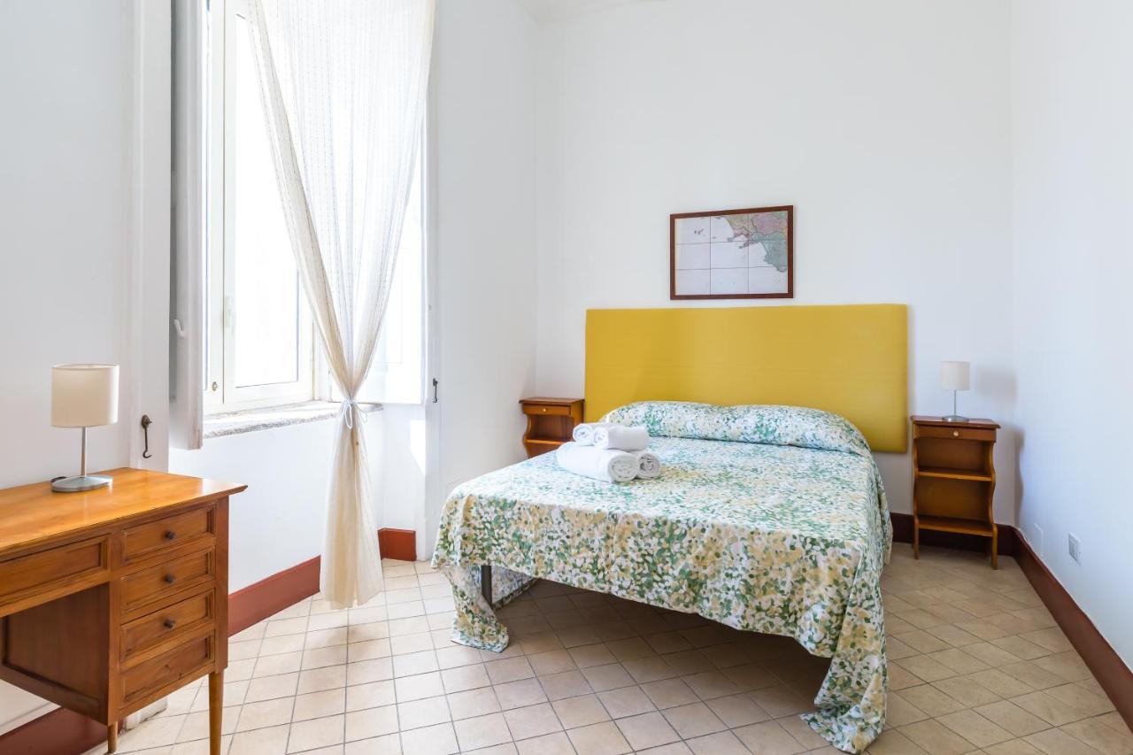 Lopez 20 A Big Family Apartment By Napoliapartments Eksteriør bilde