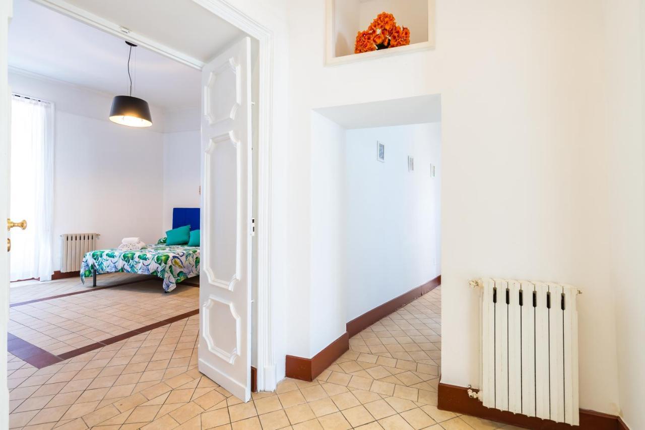 Lopez 20 A Big Family Apartment By Napoliapartments Eksteriør bilde